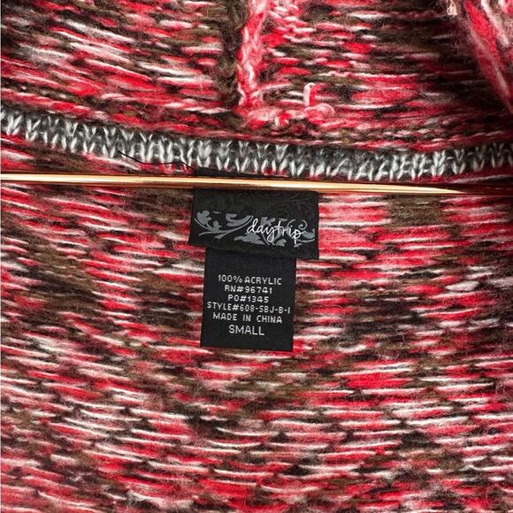 Daytrip Womens Knit Cardigan Sweater Sz Small Asymmetric Red Green - Picture 5 of 5